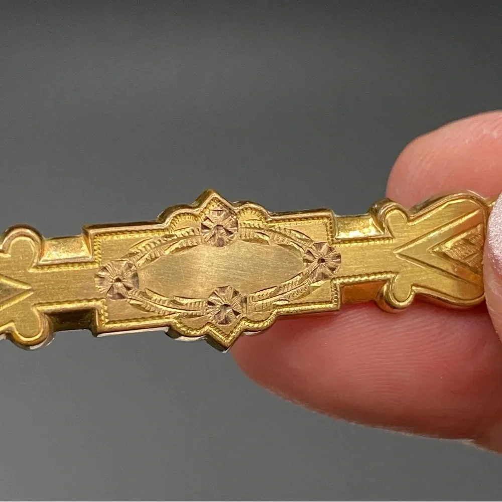 Antique Edwardian Era Gold-Filled Ornate Scroll Etched Bar Pin Signed FMCO